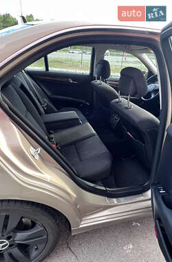 Седан Mercedes-Benz C-Class 2010 в 