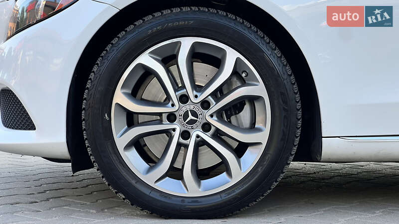 Седан Mercedes-Benz C-Class 2018 в Киеве