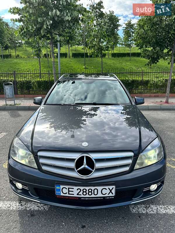 Mercedes-Benz C-Class 2010
