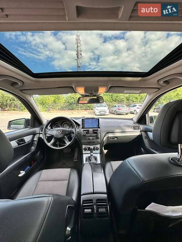 Универсал Mercedes-Benz C-Class 2010 в Черновцах фото 9 Универсал Mercedes-Benz C-Class 2010 в Черновцах
