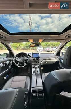 Универсал Mercedes-Benz C-Class 2010 в 