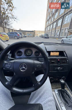 Универсал Mercedes-Benz C-Class 2008 в 