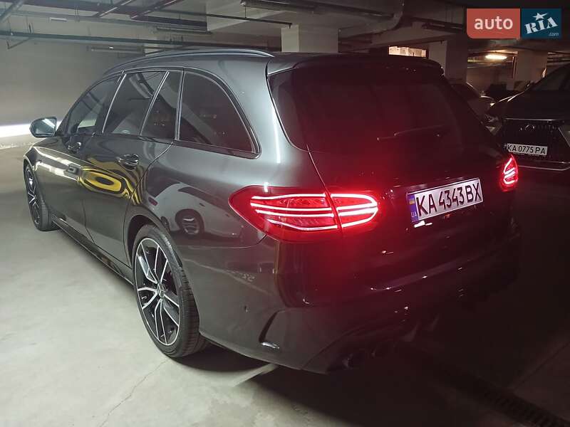 Универсал Mercedes-Benz C-Class 2019 в Киеве