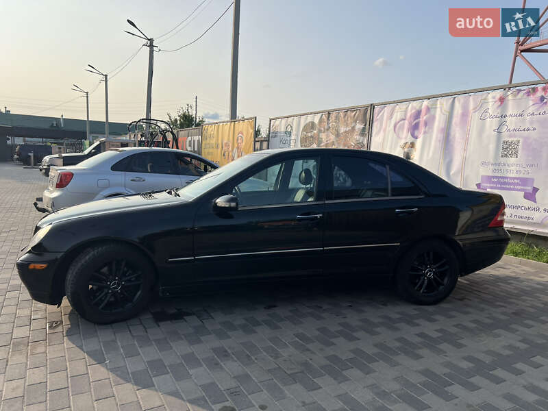 Седан Mercedes-Benz C-Class 2003 в Лубнах
