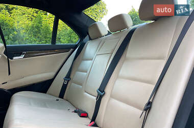 Седан Mercedes-Benz C-Class 2007 в 