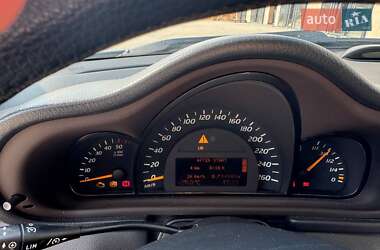 Купе Mercedes-Benz C-Class 2003 в 