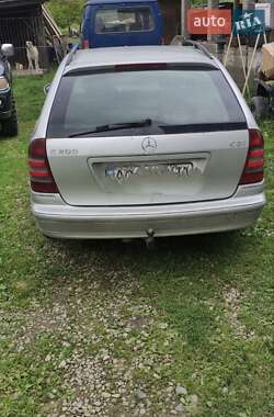 Универсал Mercedes-Benz C-Class 2001 в Тячеве