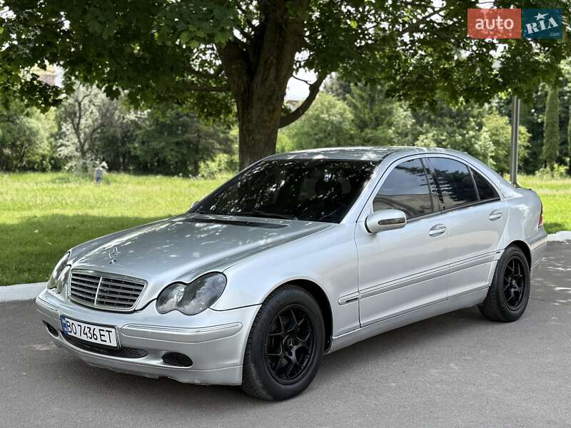 Седан Mercedes-Benz C-Class 2000 в Ровно