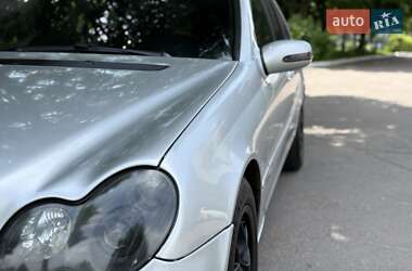 Седан Mercedes-Benz C-Class 2000 в 