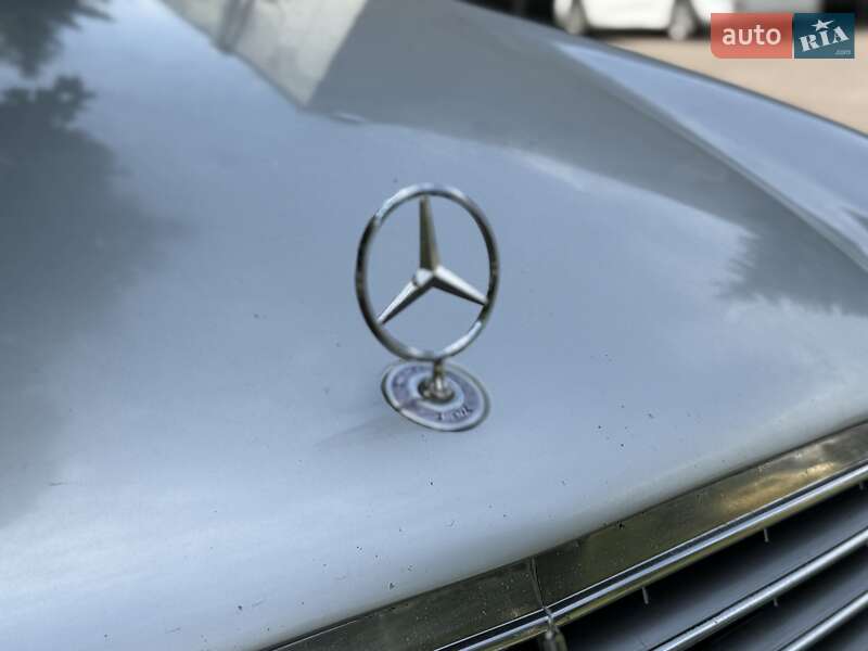 Седан Mercedes-Benz C-Class 2000 в Ровно