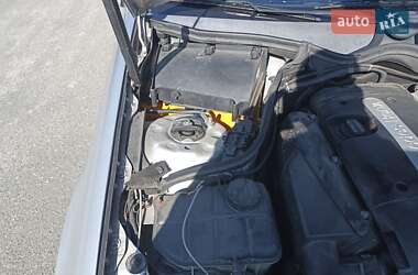 Седан Mercedes-Benz C-Class 2001 в 