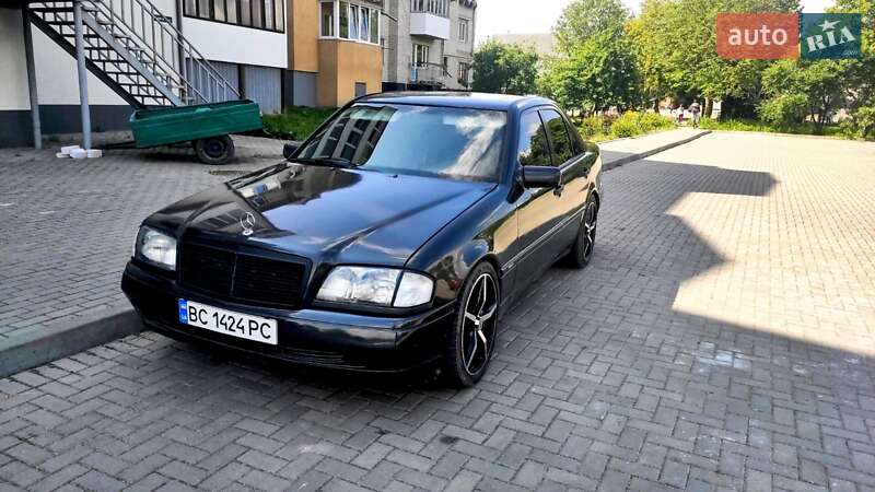 Седан Mercedes-Benz C-Class 1994 в Дубно