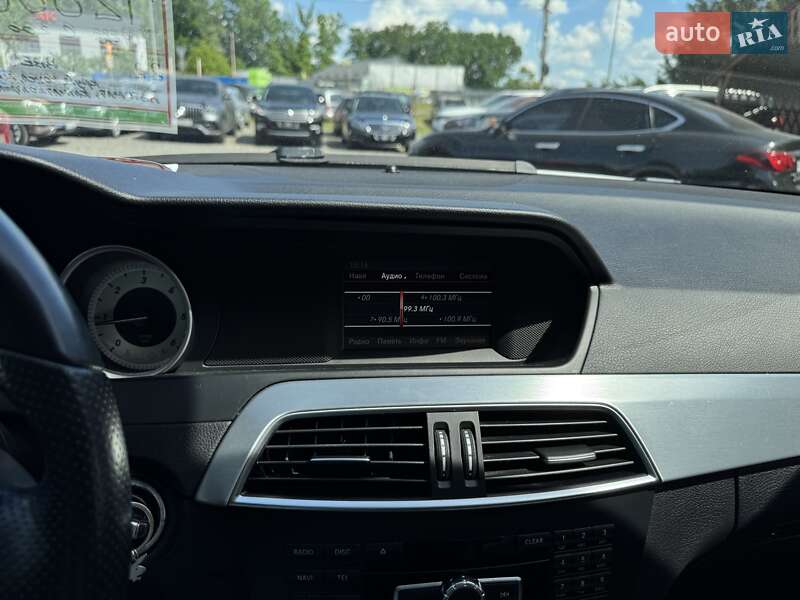 Седан Mercedes-Benz C-Class 2013 в Вінниці