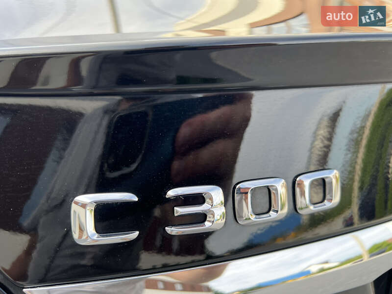 Седан Mercedes-Benz C-Class 2015 в Вінниці
