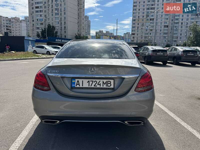 Седан Mercedes-Benz C-Class 2015 в Киеве