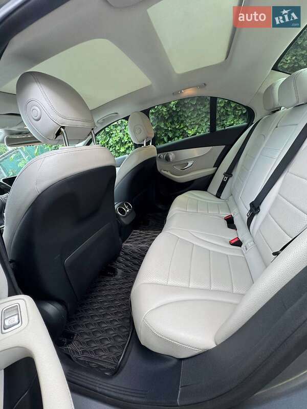 Седан Mercedes-Benz C-Class 2015 в Киеве