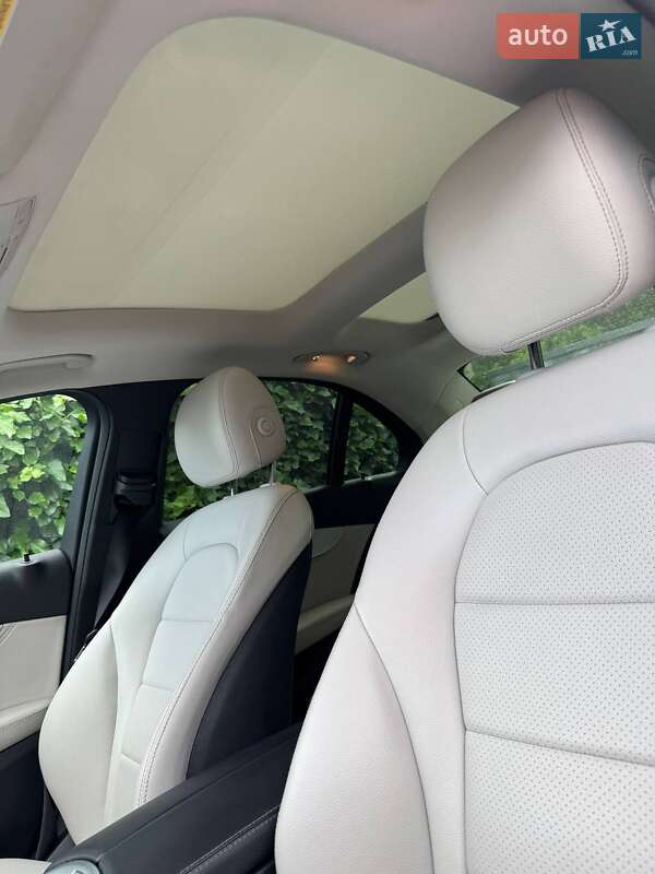 Седан Mercedes-Benz C-Class 2015 в Киеве