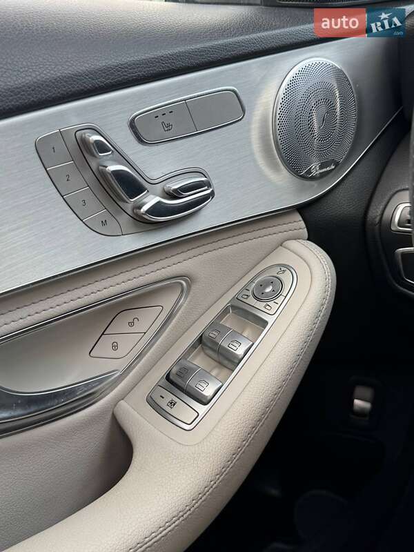 Седан Mercedes-Benz C-Class 2015 в Киеве