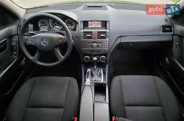 Седан Mercedes-Benz C-Class 2010 в 