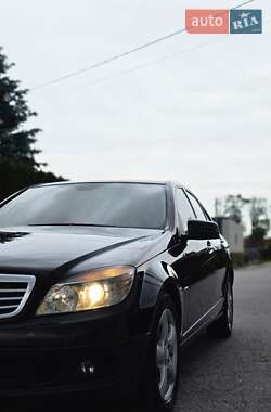 Седан Mercedes-Benz C-Class 2010 в 