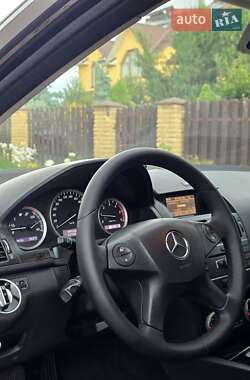 Седан Mercedes-Benz C-Class 2010 в 