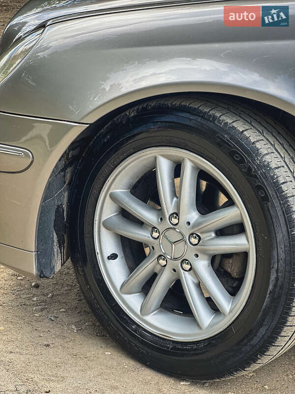 Седан Mercedes-Benz C-Class 2004 в Тернополі