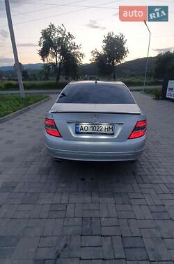 Седан Mercedes-Benz C-Class 2007 в 