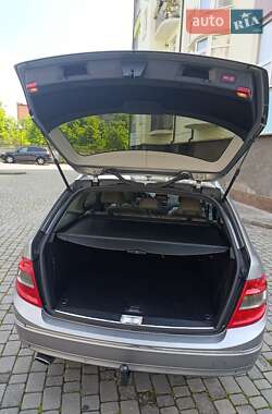 Универсал Mercedes-Benz C-Class 2010 в 