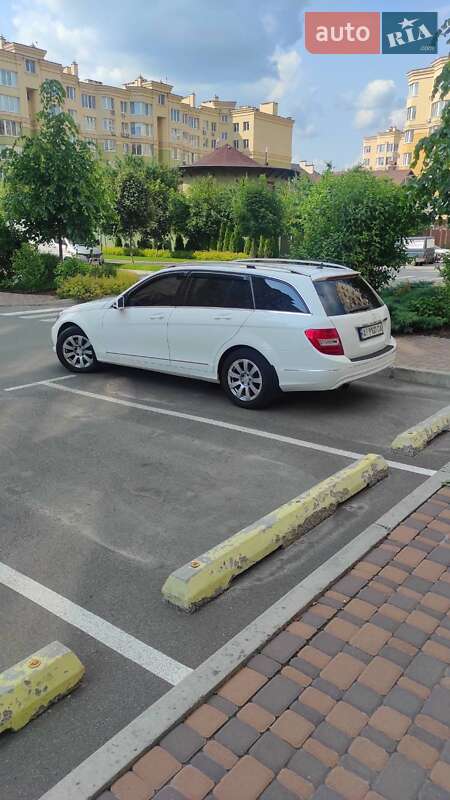 Універсал Mercedes-Benz C-Class 2013 в Софіївській Борщагівці