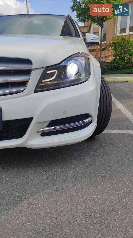 Універсал Mercedes-Benz C-Class 2013 в Софіївській Борщагівці