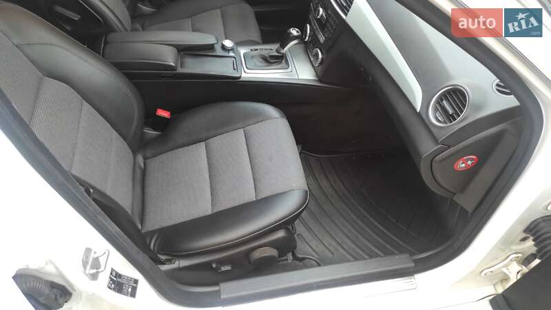 Універсал Mercedes-Benz C-Class 2013 в Софіївській Борщагівці