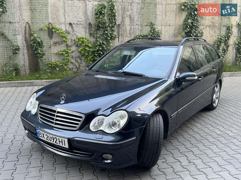 Універсал Mercedes-Benz C-Class 2004 в Хмельницькому