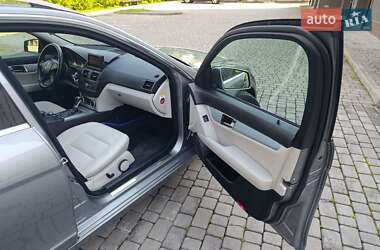 Универсал Mercedes-Benz C-Class 2010 в 
