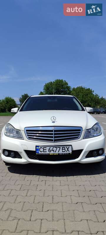 Mercedes-Benz C-Class 2011