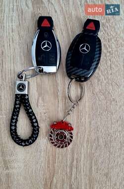 Седан Mercedes-Benz C-Class 2011 в 