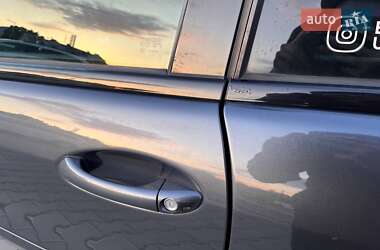 Купе Mercedes-Benz C-Class 2006 в 