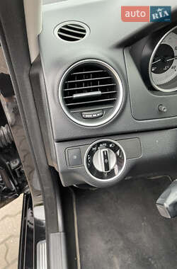 Седан Mercedes-Benz C-Class 2012 в 