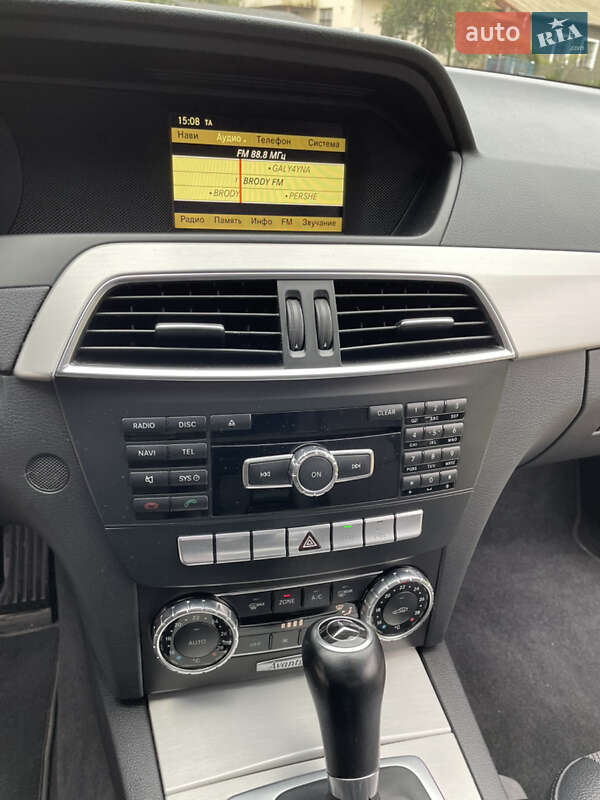 Седан Mercedes-Benz C-Class 2012 в Бродах фото 30 Седан Mercedes-Benz C-Class 2012 в Бродах