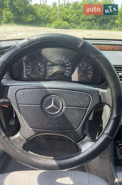 Седан Mercedes-Benz C-Class 1995 в 