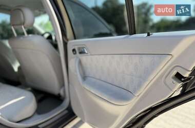 Седан Mercedes-Benz C-Class 2003 в 