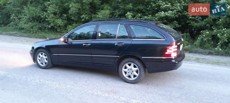 Универсал Mercedes-Benz C-Class 2002 в Дунаевцах