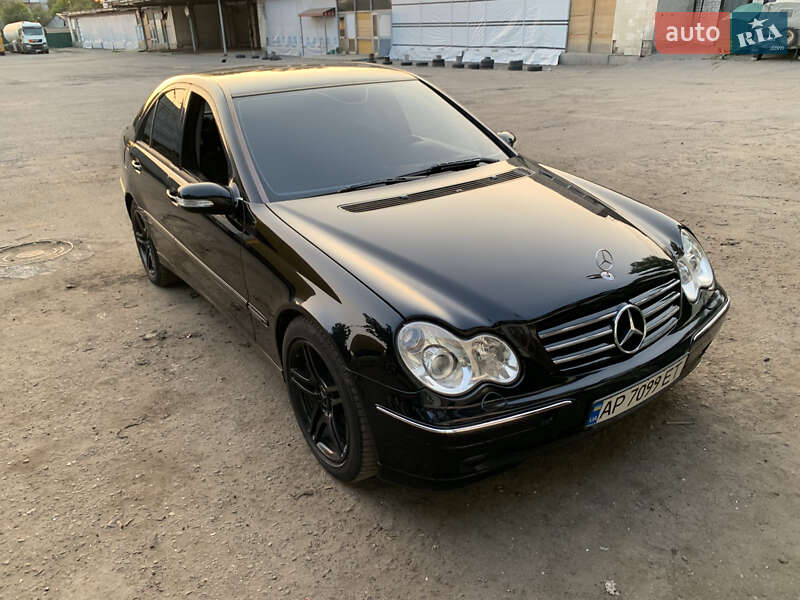 Седан Mercedes-Benz C-Class 2003 в 