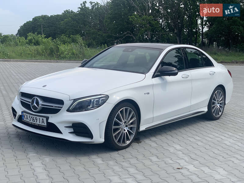 Mercedes-Benz C-Class 2019