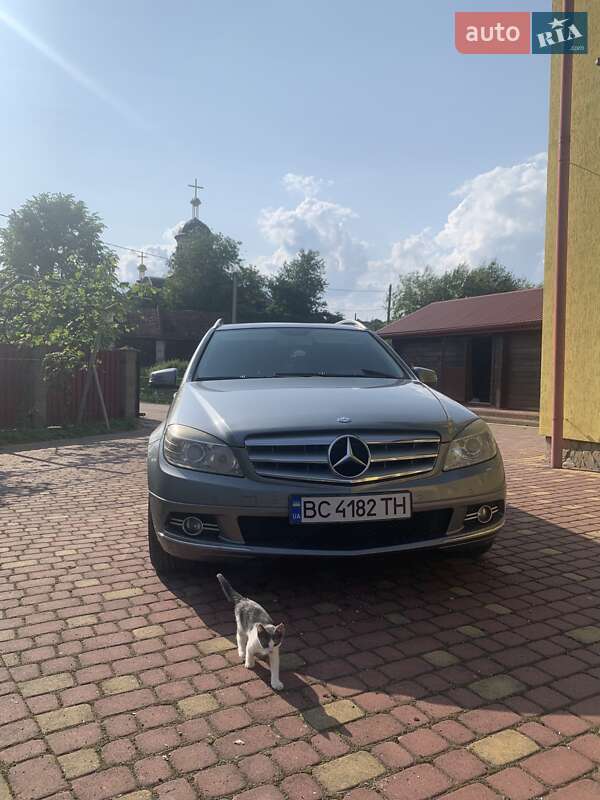 Универсал Mercedes-Benz C-Class 2010 в Львове фото 17 Универсал Mercedes-Benz C-Class 2010 в Львове