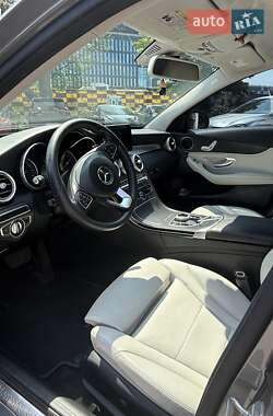 Седан Mercedes-Benz C-Class 2017 в 