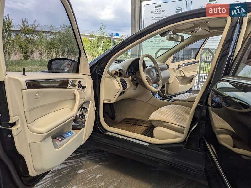 Седан Mercedes-Benz C-Class 2007 в Києві