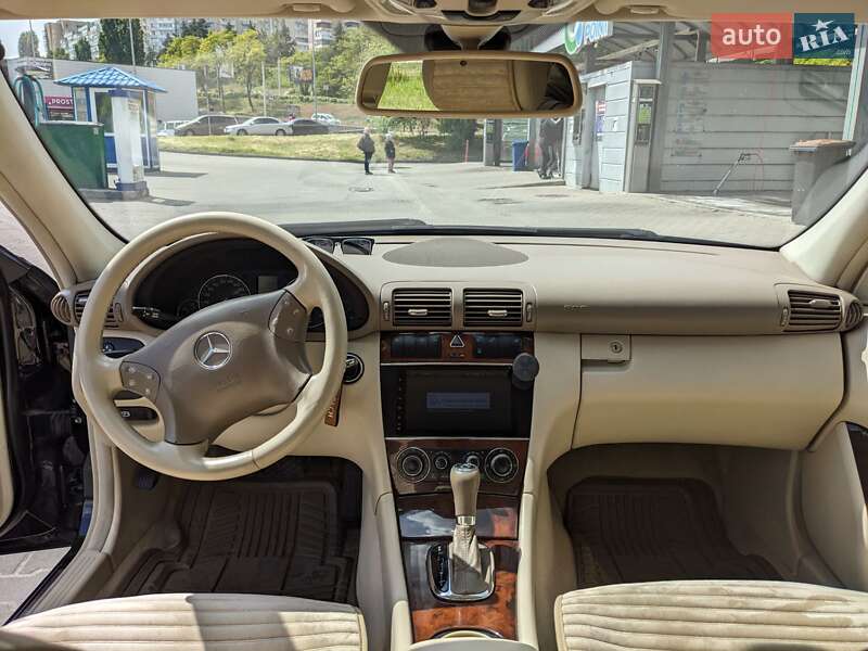 Седан Mercedes-Benz C-Class 2007 в Києві