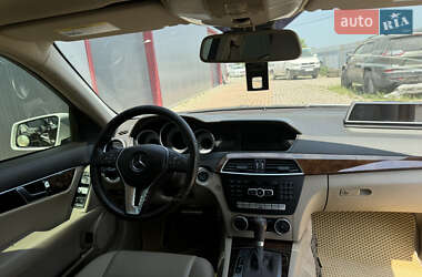 Седан Mercedes-Benz C-Class 2011 в 