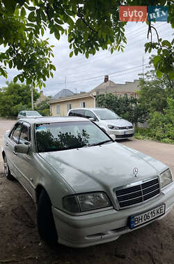 Седан Mercedes-Benz C-Class 1997 в 
