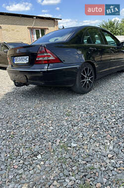 Седан Mercedes-Benz C-Class 2005 в 